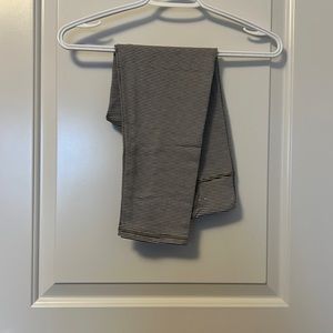 American Eagle cropped leggings